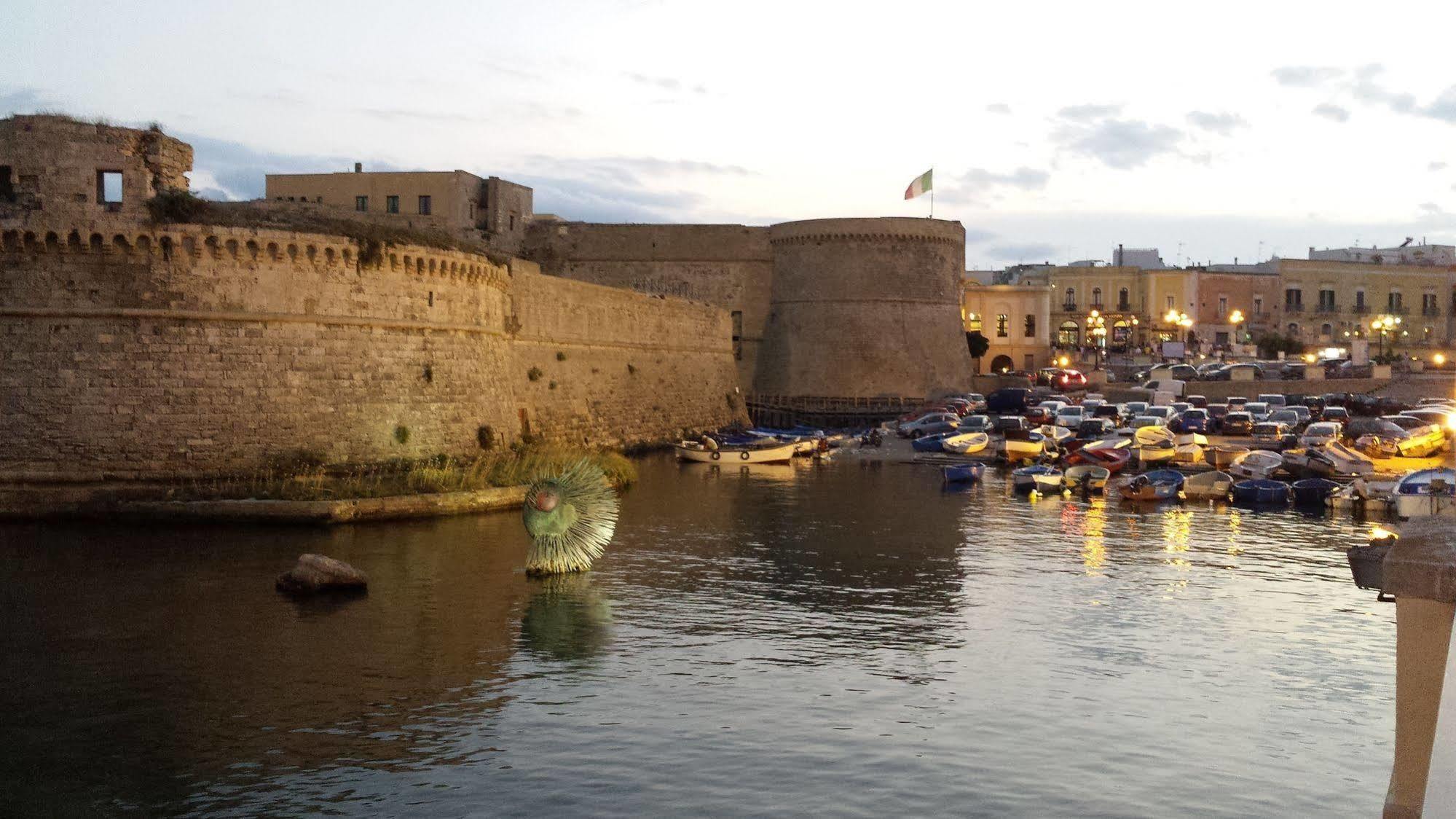Appartamenti Emblema Mancaversa Marina di Mancaversa Kültér fotó